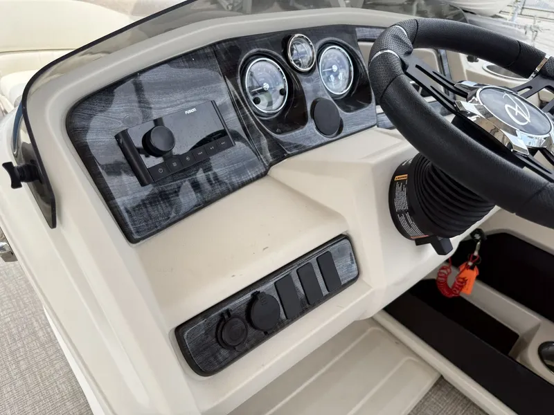 Slide: The Image of Avalon 2385 LSZ QL 2023 - 28