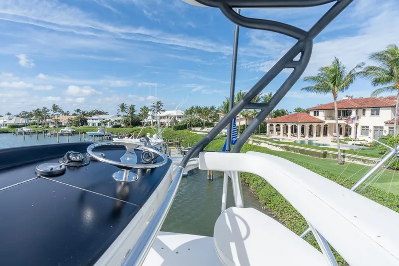 Slide: The Image of Viking 62 Enclosed Bridge Tail Dancer-Helm - 36