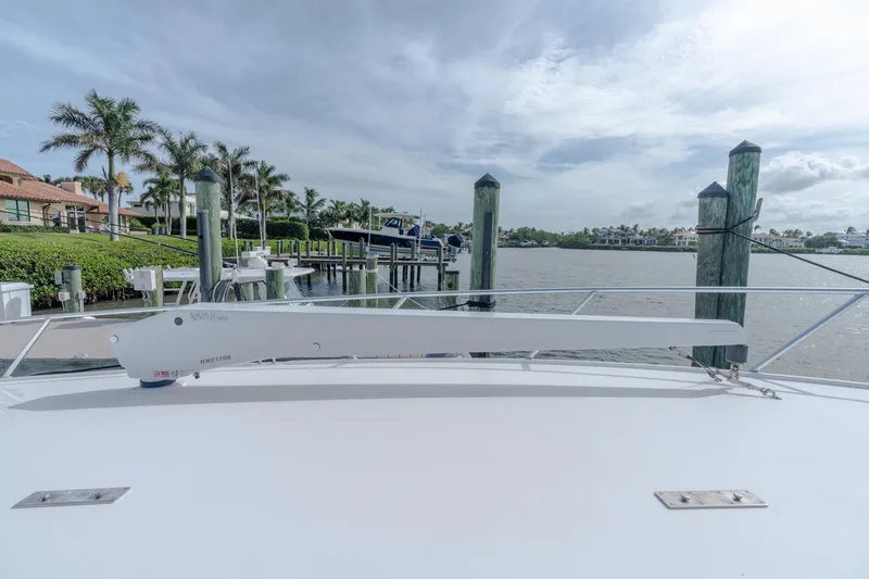 Slide: The Image of Viking 62 Enclosed Bridge Tail Dancer-Bow - 50