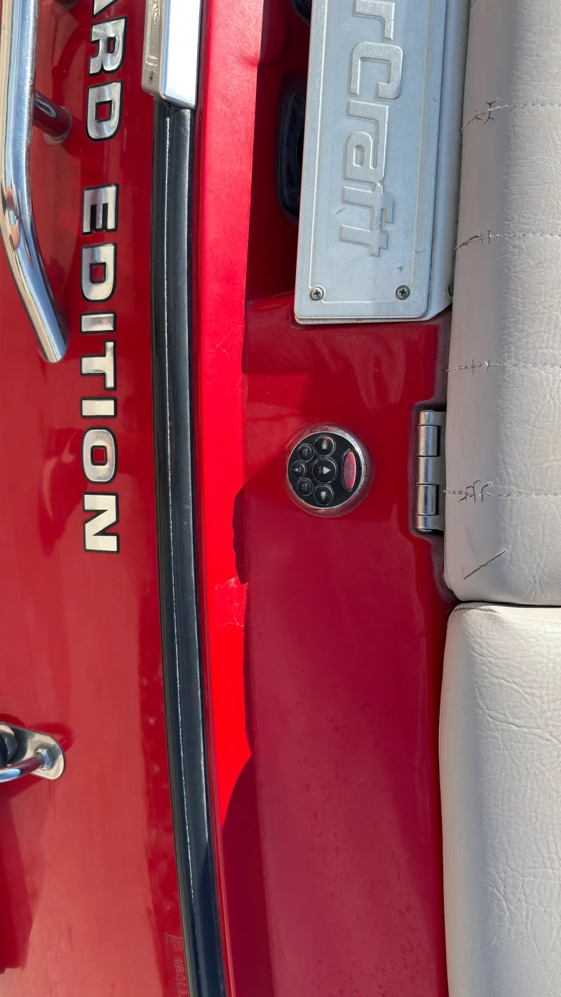 Slide: The Image of Mastercraft X-1 2007 - 10