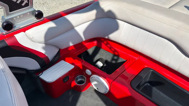 Slide: The Image of Mastercraft X-1 2007 - 21