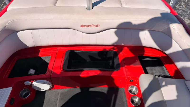 Slide: The Image of Mastercraft X-1 2007 - 14