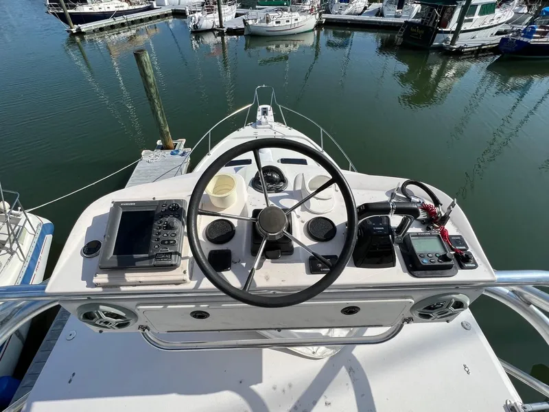 Slide: The Image of Grady White 330 Express - 15