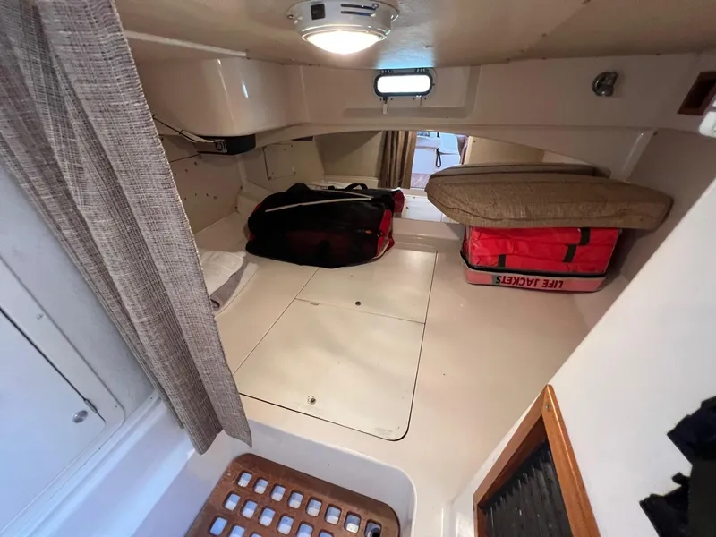 Slide: The Image of Grady White 330 Express - 22