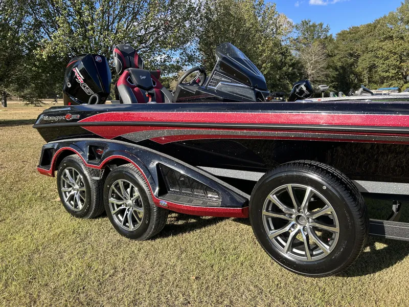 Slide: The Image of Ranger Z520R 2024 - 13