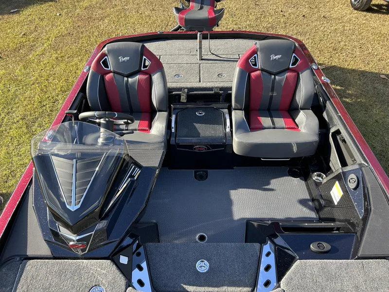 Slide: The Image of Ranger Z520R 2024 - 7