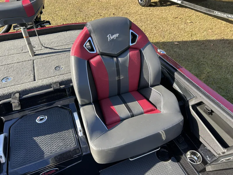 Slide: The Image of Ranger Z520R 2024 - 8