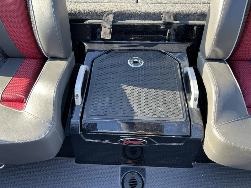 Slide: The Image of Ranger Z520R 2024 - 9