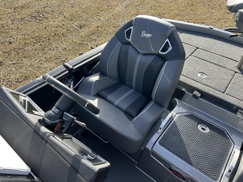 Slide: The Image of 2024 Ranger Z521R Ranger Cup Equipped boat interior with steering console and seat. - 10