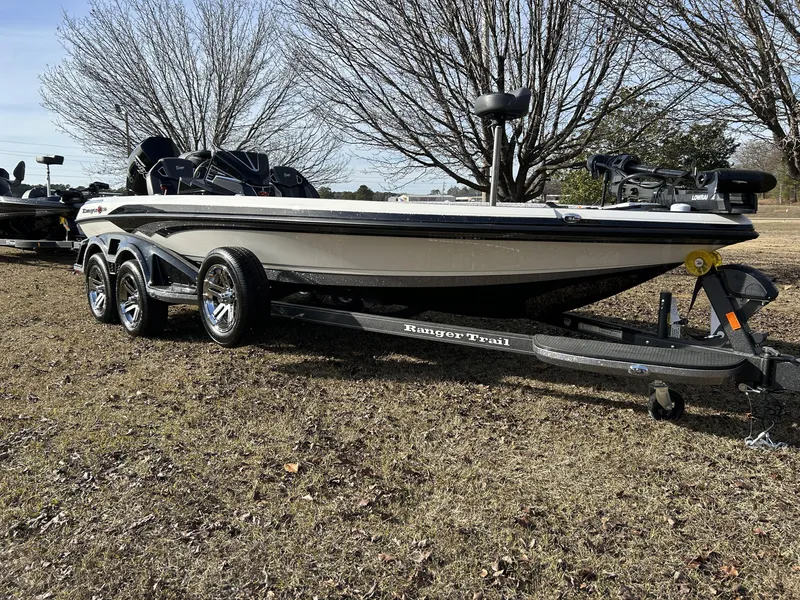 Slide: The Image of 2024 Ranger Z521R Ranger Cup Equipped boat on a Ranger Trail trailer. - 14