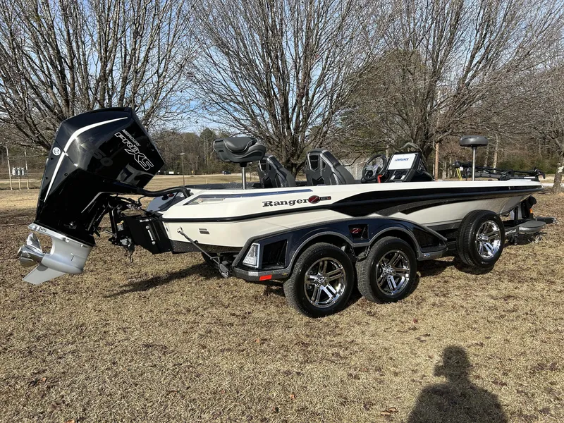 Slide: The Image of 2024 Ranger Z521R Ranger Cup Equipped boat with powerful outboard motor. - 15