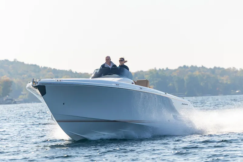 Slide: The Image of 2022 Comitti ISOLA 33 Sport SD cruising on a lake. - 26