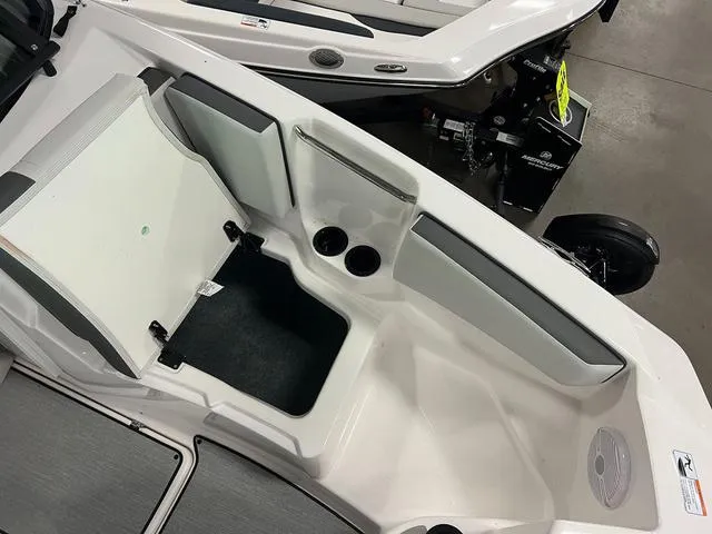 Slide: The Image of Yamaha SX220 2024 - 22