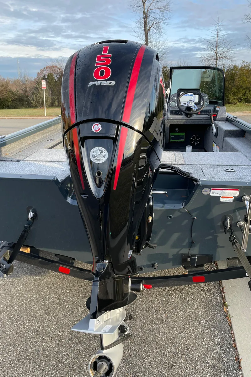 Slide: The Image of 2024 Ranger VS1782SC Reata boat with a 150 HP outboard motor. - 7