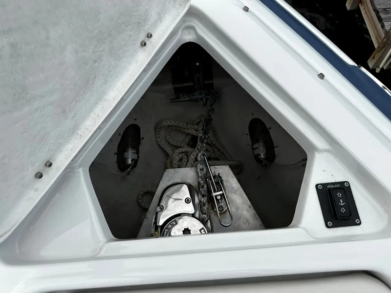 Slide: The Image of Crownline Boats 285 SS 2016 - 60