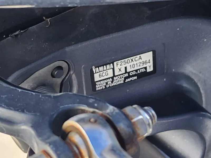 Slide: The Image of Yamaha F250XCA engine detail on 2017 Pursuit S 280 Sport boat. - 18