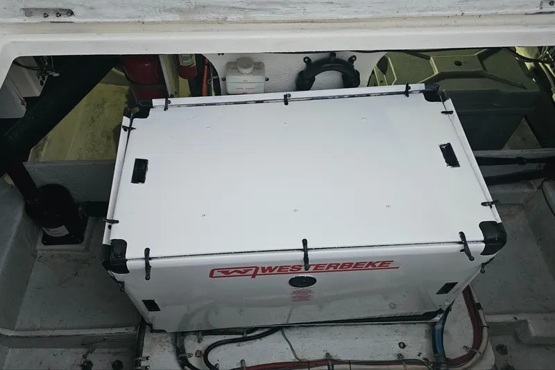 Slide: The Image of Maxum 4600 SCB Limited Edition 2002 - 64