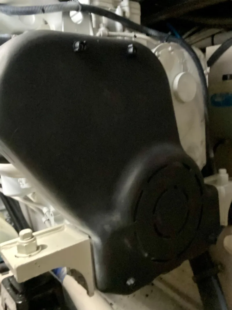 Slide: The Image of Sea Ray 47 Sedan Bridge 2008 - 13