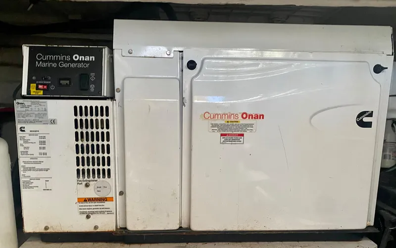 Slide: The Image of Sea Ray 47 Sedan Bridge 2008 - 16