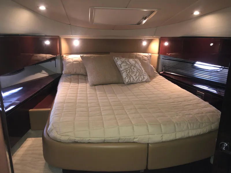 Slide: The Image of Sea Ray 47 Sedan Bridge 2008 - 21