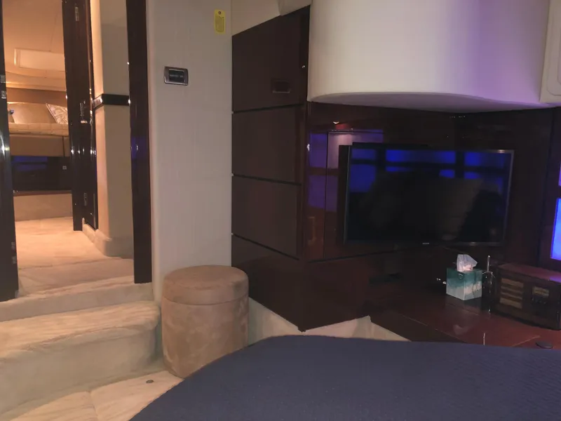 Slide: The Image of Sea Ray 47 Sedan Bridge 2008 - 23