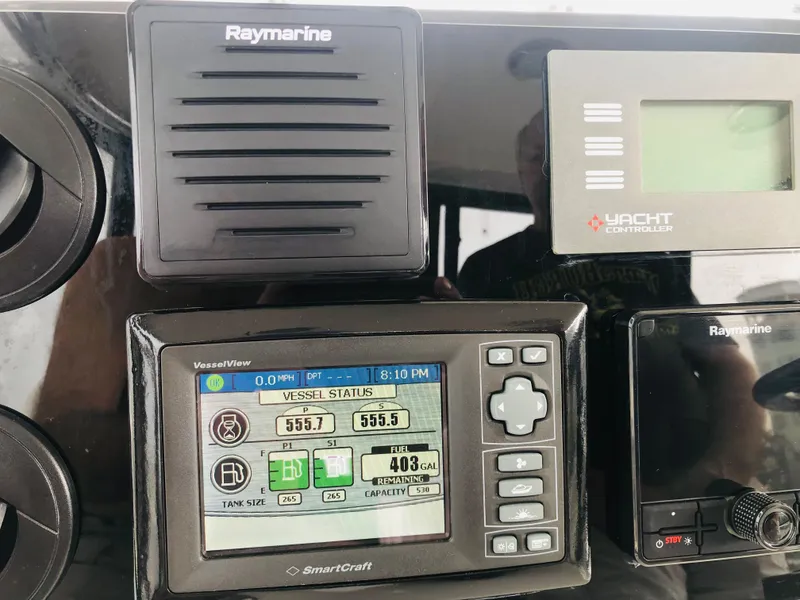 Slide: The Image of Sea Ray 47 Sedan Bridge 2008 - 29