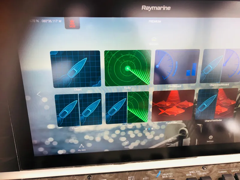 Slide: The Image of Sea Ray 47 Sedan Bridge 2008 - 31