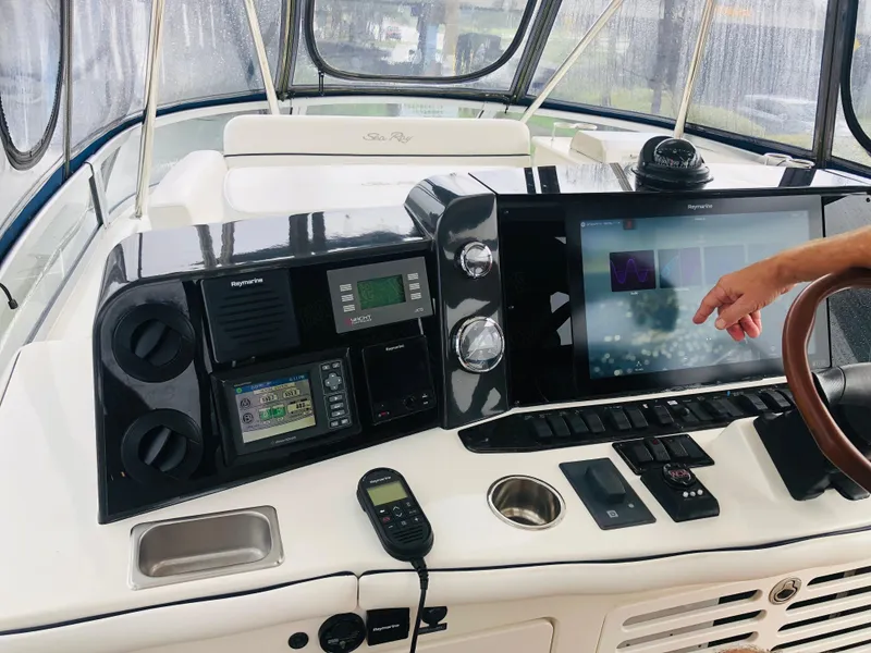 Slide: The Image of Sea Ray 47 Sedan Bridge 2008 - 7