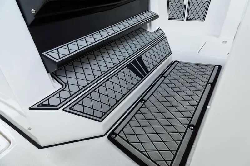 Slide: The Image of Wellcraft 302 Fisherman 2024 - 50