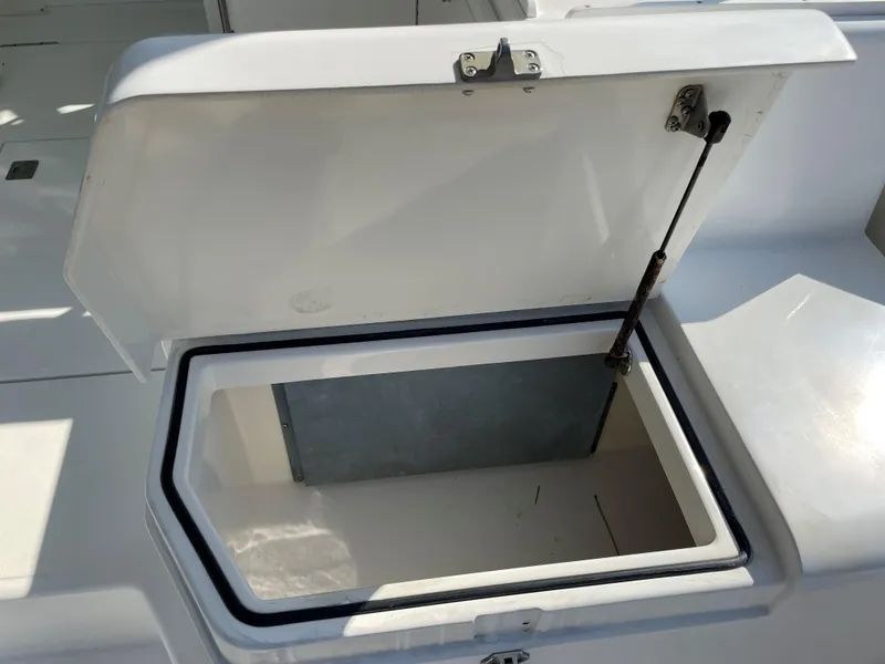 Slide: The Image of Cabo Express 35 - Reelistic - Bait Freezer - 13