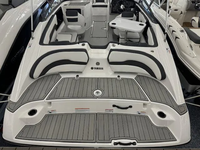 Slide: The Image of 2024 Yamaha Boats SX195, luxury interior, spacious seating, modern design. - 5
