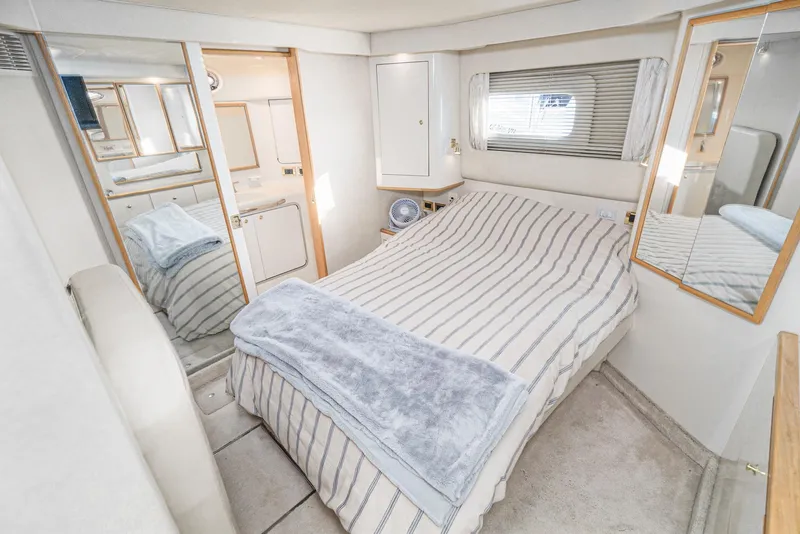 Slide: The Image of Sea Ray 420 Aft Cabin 1997 - 51