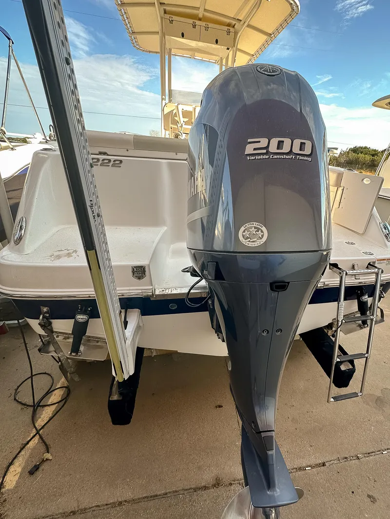 Slide: The Image of 2017 Robalo R222 boat with 200 horsepower outboard motor. - 4