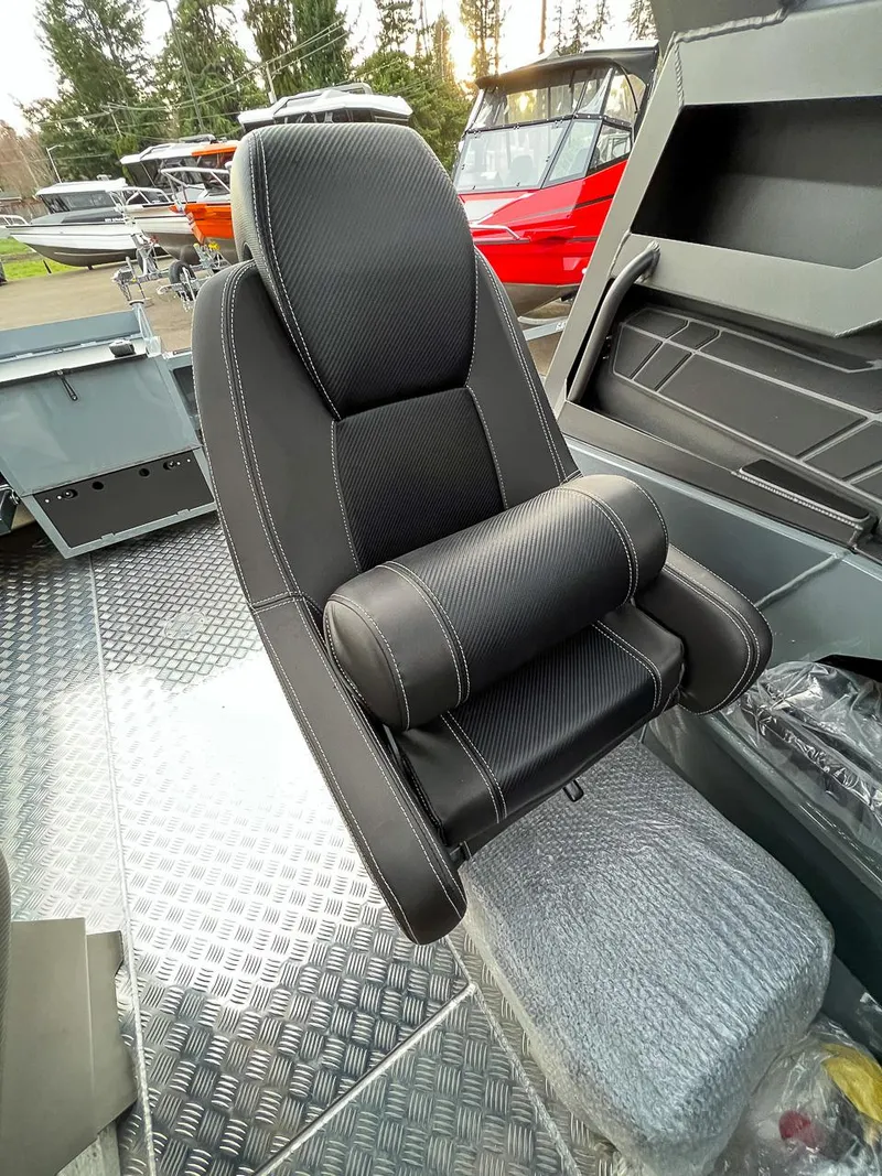 Slide: The Image of Stabi-Craft 1850 SuperCab 2026 - 11