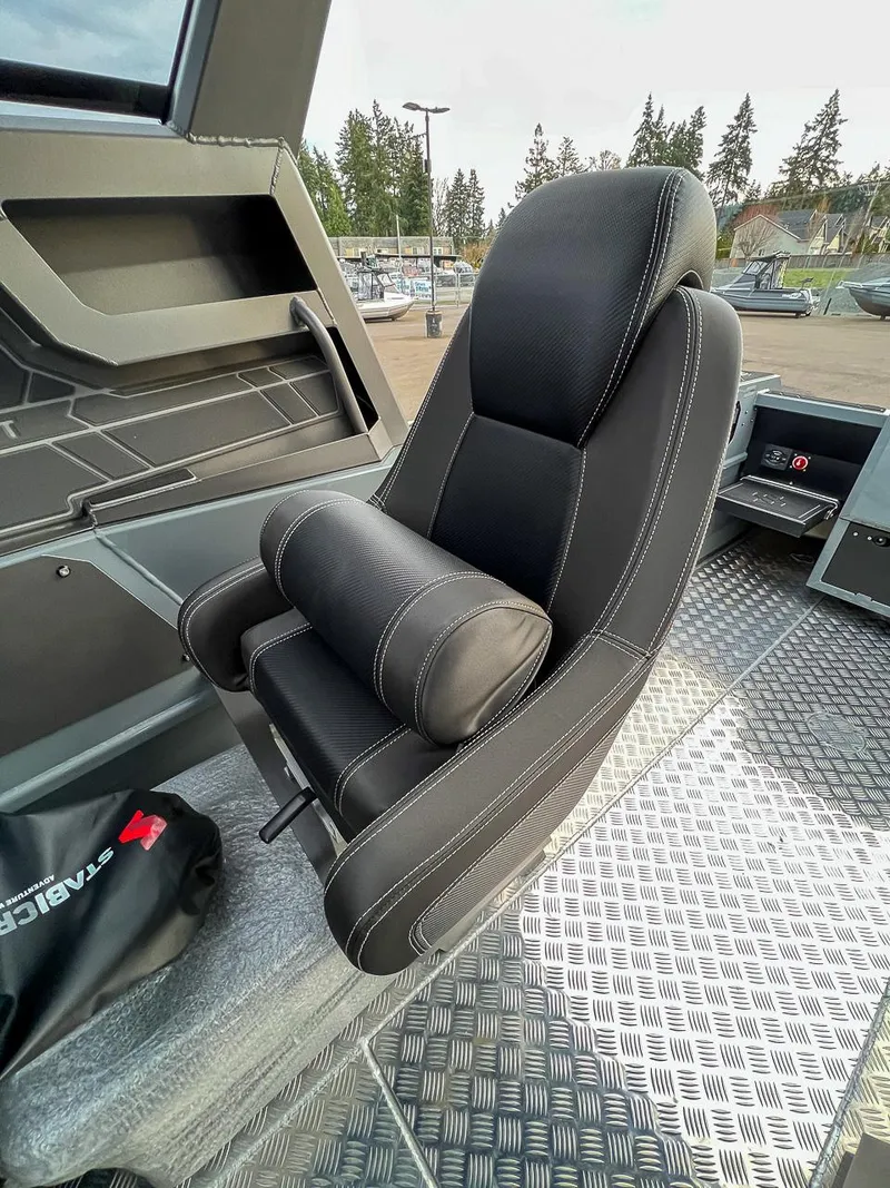 Slide: The Image of Stabi-Craft 1850 SuperCab 2026 - 13