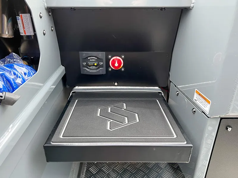 Slide: The Image of Stabi-Craft 1850 SuperCab 2026 - 18