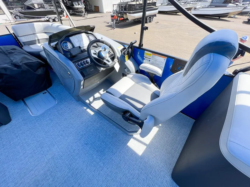 Slide: The Image of Godfrey Monaco 235 Split Bench 2023 - 14