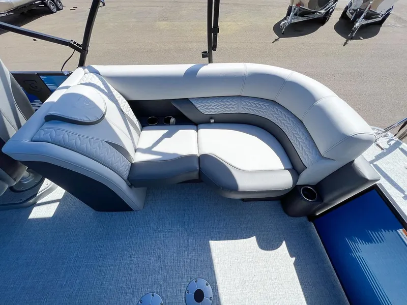 Slide: The Image of Godfrey Monaco 235 Split Bench 2023 - 17