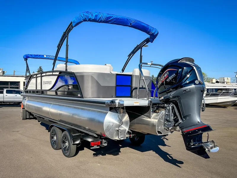 Slide: The Image of Godfrey Monaco 235 Split Bench 2023 - 5