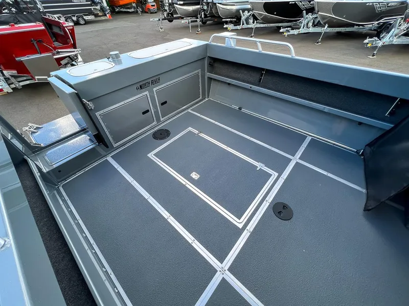 Slide: The Image of North River 24' Seahawk 2026 - 16