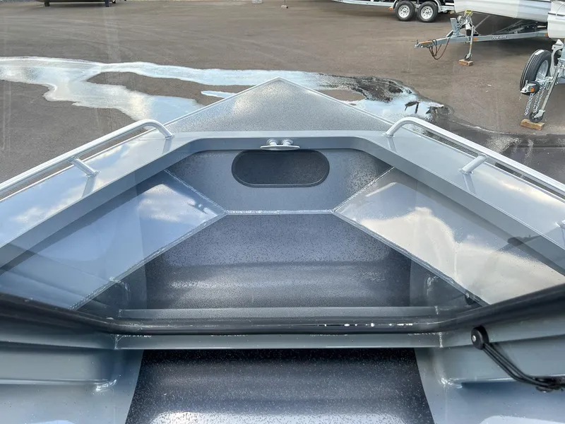 Slide: The Image of North River 24' Seahawk 2026 - 9