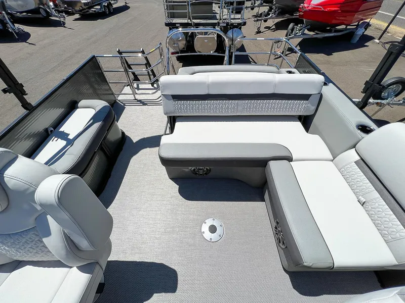 Slide: The Image of Godfrey SW 2286 SFL 2023 - 11