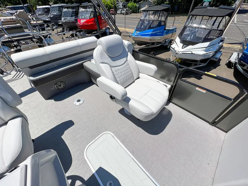 Slide: The Image of Godfrey SW 2286 SFL 2023 - 8