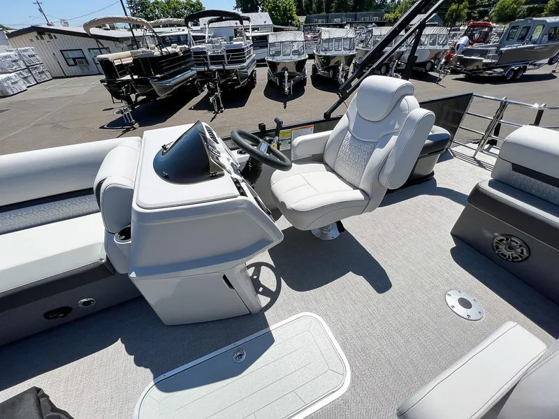 Slide: The Image of Godfrey SW 2286 SFL 2023 - 9