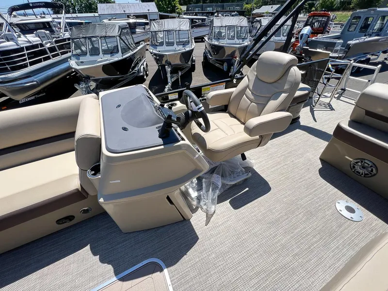 Slide: The Image of Godfrey SW 2486 SFL 2023 - 10