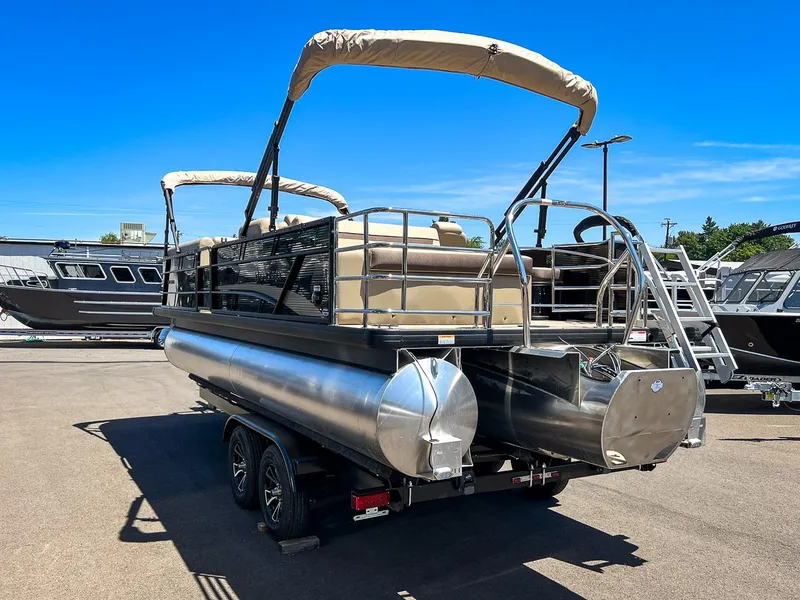 Slide: The Image of Godfrey SW 2486 SFL 2023 - 5