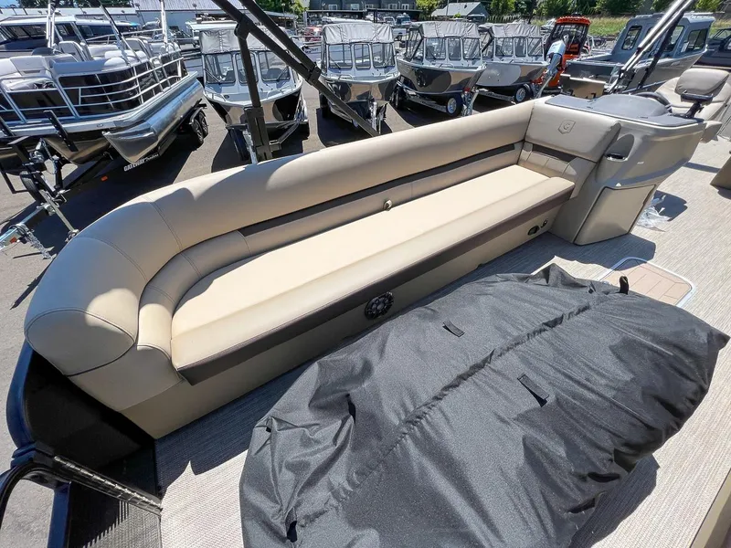 Slide: The Image of Godfrey SW 2486 SFL 2023 - 7