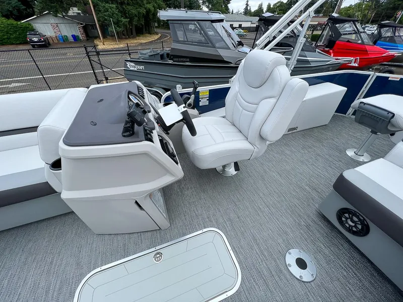 Slide: The Image of Godfrey SW 2286 FS 2023 - 11