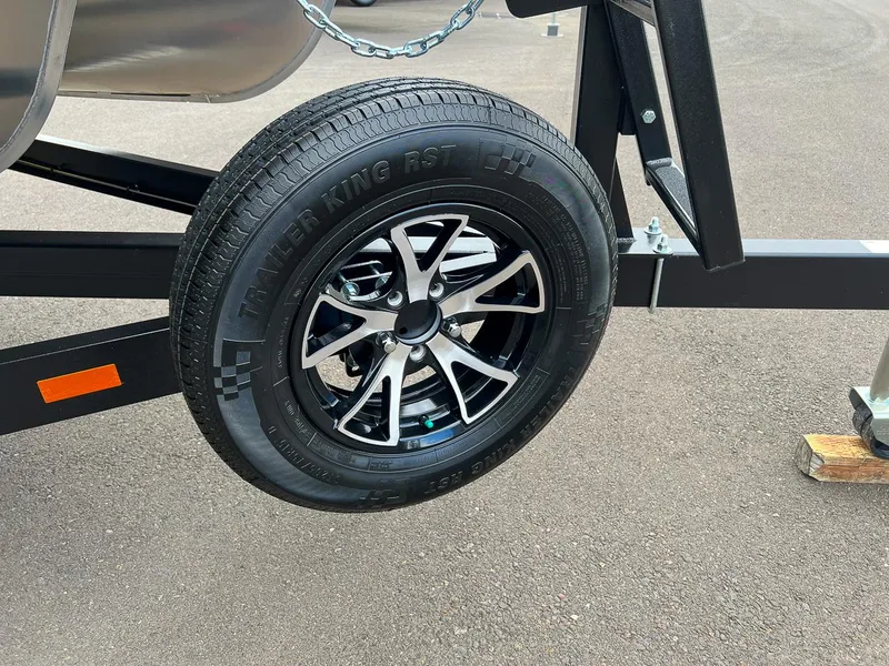 Slide: The Image of Godfrey SW 2286 FS 2023 - 17