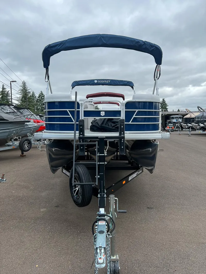 Slide: The Image of Godfrey SW 2286 FS 2023 - 6